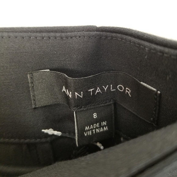 Ann Taylor Womens Shorts Size 8 Black White Dressy Fitted High Rise Embroidered - Picture 9 of 10